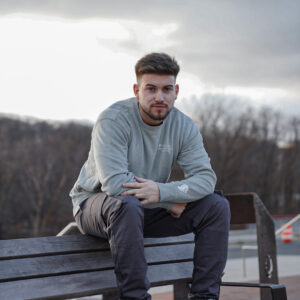 Figurati Sage Crewneck "IMAGINE WITH NO LIMITS"